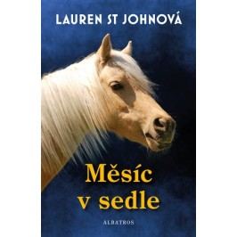Měsíc v sedle | Lubomír Kuba, Lauren St Johnová, Tereza Vlášková